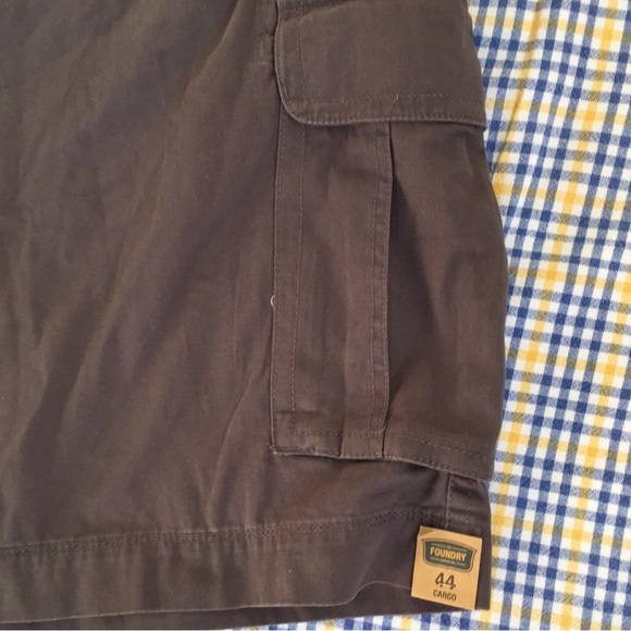 The Foundry Supply Co Mens Shorts size W44, NWT - Picture 5 of 5